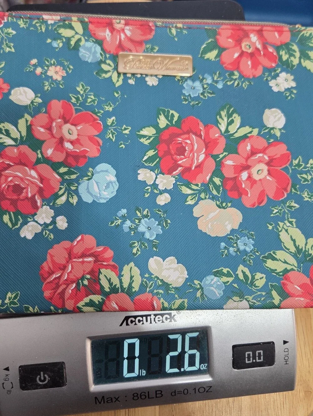 Pioneer Woman Floral Zip Wristlet Cosmetic Travel Pouch Teal with Red Roses